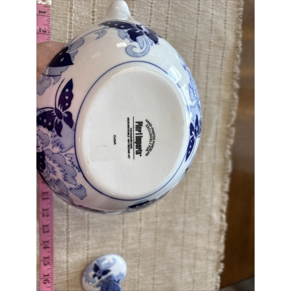 PORCELAIN TEA POT, BLUE AND WHITE BUTTERFLIES MADE FOR PIER 1 - Picture 8 of 8